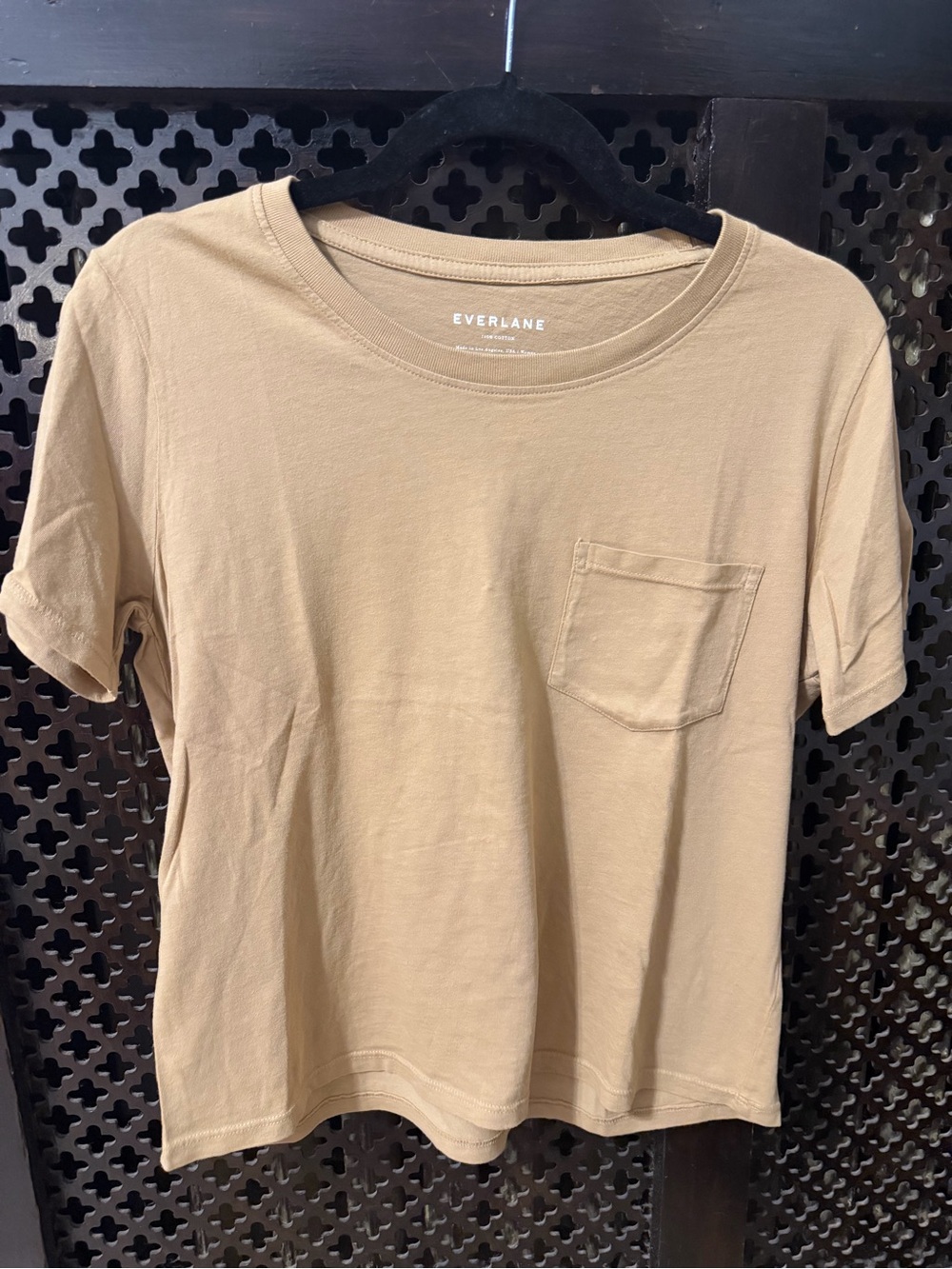 Everlane Women's Short Sleeve Pocket Tee — Beige/Tan
